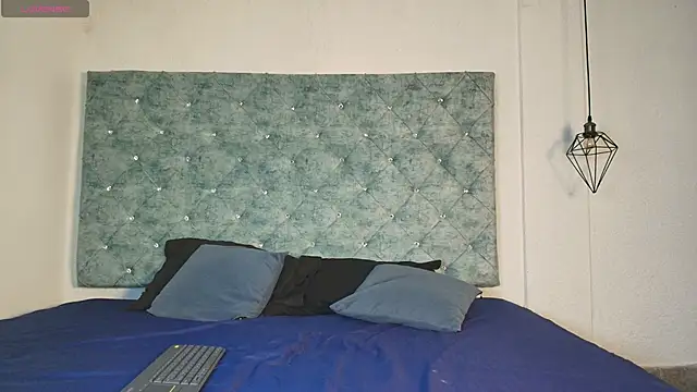 novaa snow online show from September 2025 07:20:02 PM