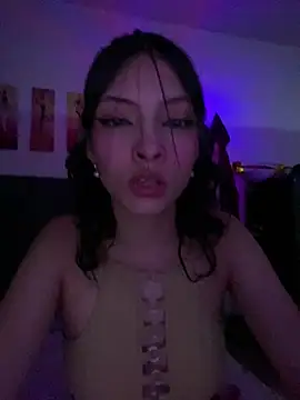 Snapshot of Mia_Clay1 chatting on May 2026 05:27:01 AM Mia Clay1 online show from May 2026 05:27:01 AM