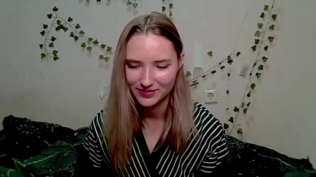  kikiclark   online show from November 2025 08:57:02 PM