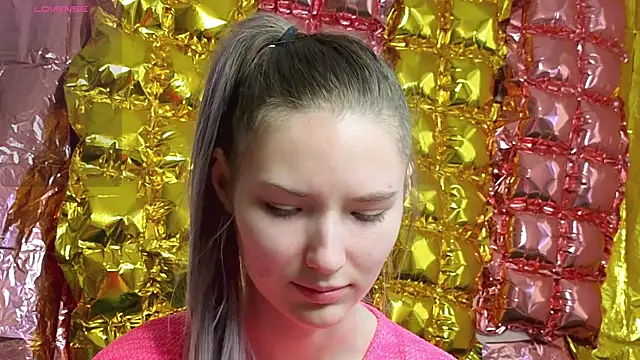  kikiclark   online show from April 2026 01:23:01 PM