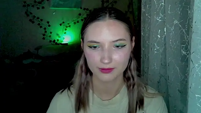  kikiclark   online show from November 2025 10:24:01 PM