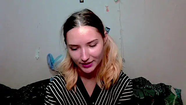  kikiclark   online show from October 2025 08:50:02 PM