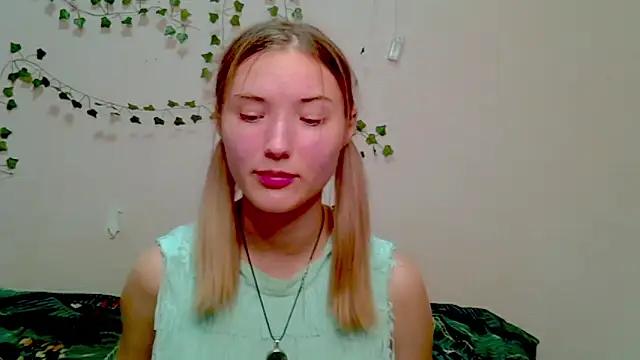  kikiclark   online show from November 2025 08:53:01 PM