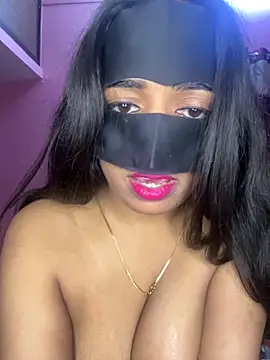 Snapshot of DesiSexyMonika chatting on December 2025 07:47:02 PM DesiSexyMonika online show from December 2025 07:47:02 PM