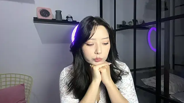 WonderMira online show from October 2025 02:19:02 PM