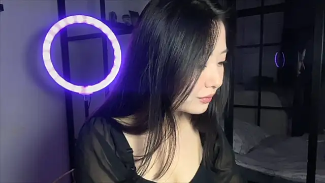 WonderMira online show from October 2025 01:12:02 PM