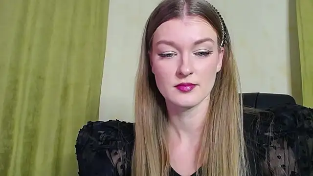 MysticVenus  online show from December 2025 03:03:01 PM