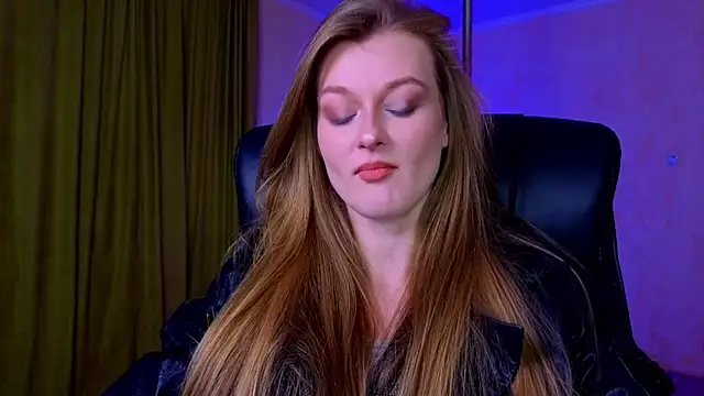 MysticVenus  online show from February 2026 03:56:02 PM