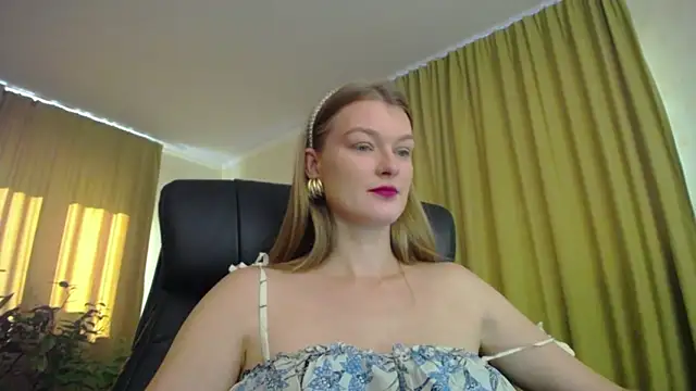 MysticVenus  online show from October 2025 09:45:02 AM