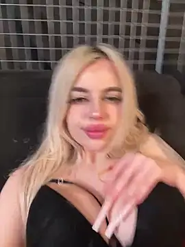 Steffi Snowbunny online show from February 2026 10:08:02 PM