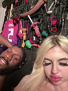 Steffi Snowbunny online show from February 2026 10:18:02 PM