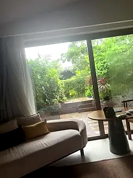 CassyBaby online show from November 2025 01:42:01 AM