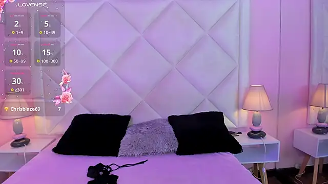 Miaa Smithh   online show from March 2026 11:36:01 AM