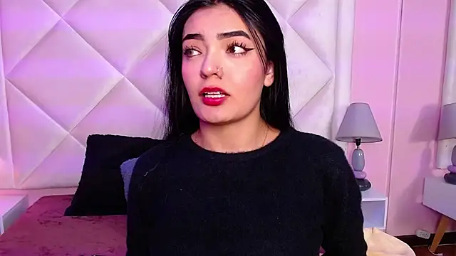 Miaa Smithh   online show from November 2025 12:33:02 PM