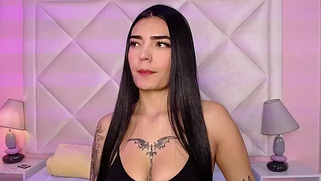 Miaa Smithh   online show from October 2025 11:53:02 AM