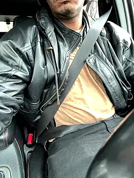 Jariushot3 online show from January 2026 05:30:02 PM