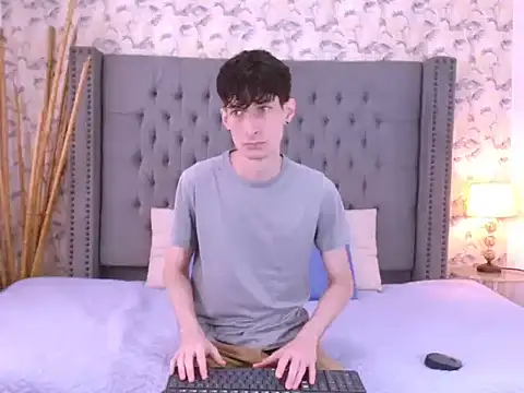 Luke Carter online show from September 2025 01:06:01 PM