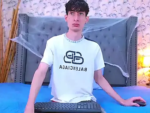 Luke Carter online show from October 2025 01:01:01 PM