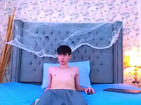 Luke Carter online show from October 2025 01:10:02 PM