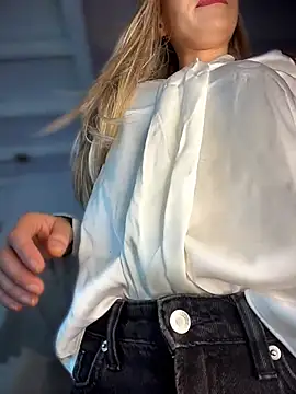 SweetieSinXXX online show from January 2026 01:15:02 PM