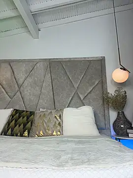 SweetieSinXXX online show from December 2025 01:13:02 PM