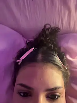 luluzinhax online show from March 2026 05:10:02 AM