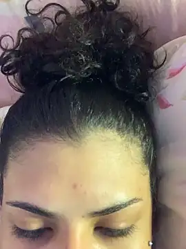 luluzinhax online show from February 2026 03:18:01 AM