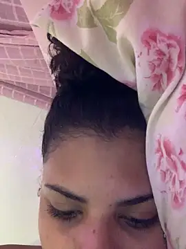 luluzinhax online show from February 2026 04:23:01 AM