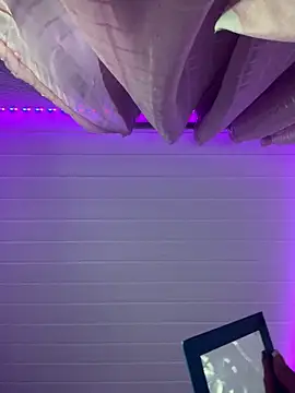 luluzinhax online show from March 2026 03:56:02 AM