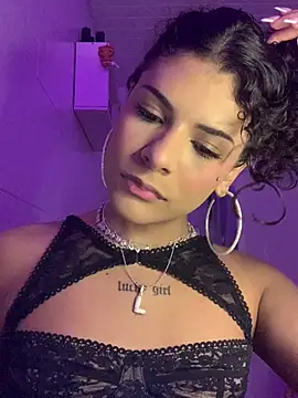 luluzinhax online show from January 2026 01:56:02 AM