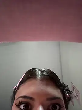 luluzinhax online show from April 2026 07:53:01 PM