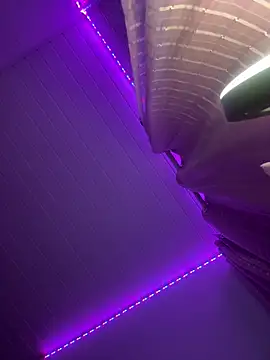 luluzinhax online show from April 2026 02:35:01 AM