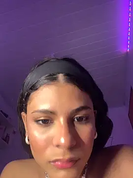 luluzinhax online show from November 2025 04:29:02 AM