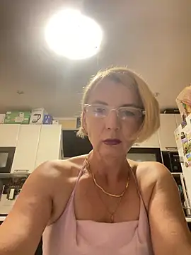 Snapshot of VasylynaLove421 chatting on September 2025 07:25:02 PM VasylynaLove421 online show from September 2025 07:25:02 PM