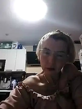 Snapshot of VasylynaLove421 chatting on September 2025 07:30:01 PM VasylynaLove421 online show from September 2025 07:30:01 PM