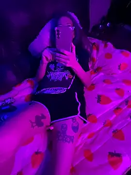 mmmminaDarling online show from February 2026 04:45:02 AM