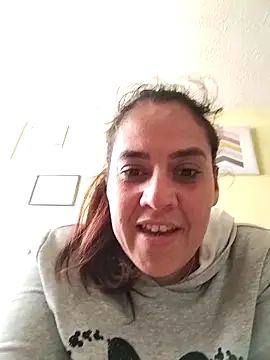 denissebombon online show from February 2026 05:44:02 PM