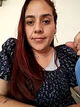 denissebombon online show from February 2026 09:45:01 PM