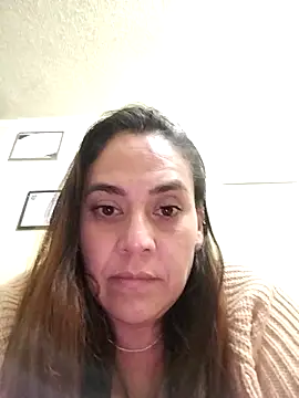 denissebombon online show from February 2026 02:53:01 AM