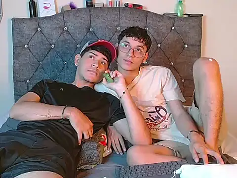 logan willyams  online show from September 2025 09:39:01 PM
