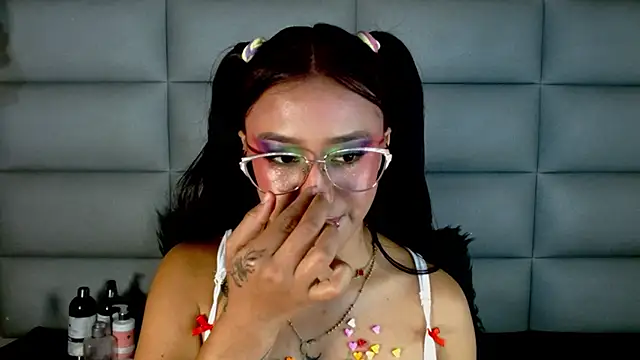 miss aris online show from March 2026 05:08:01 AM