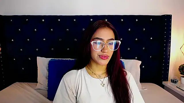 miss aris online show from October 2025 05:39:02 AM