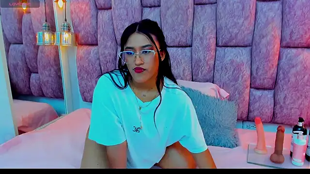 miss aris online show from March 2026 04:01:02 AM