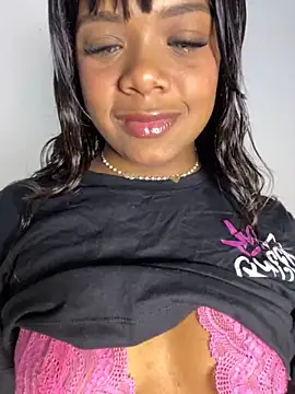 SereiaHott online show from November 2025 08:01:01 PM