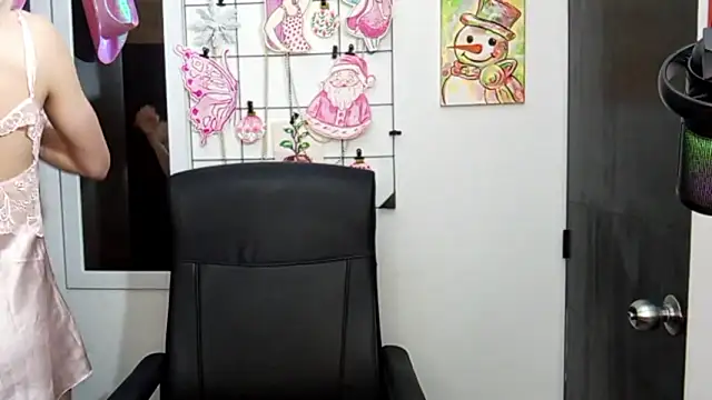 Andy Roses online show from November 2025 10:34:02 PM