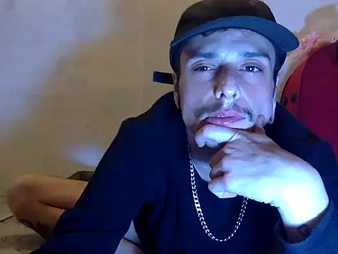 Snapshot of chrisalmeid_ chatting on October 2025 05:19:01 AM chrisalmeid online show from October 2025 05:19:01 AM