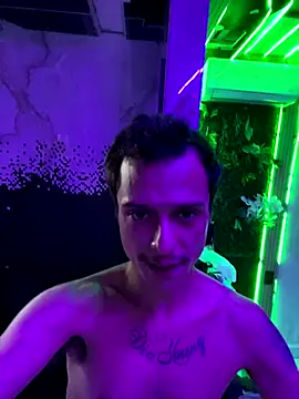 chrisalmeid  online show from January 2026 08:43:02 AM