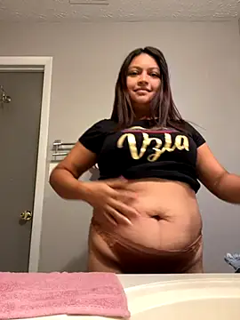 Snapshot of pocahonta69mermaid chatting on October 2025 03:23:02 PM pocahonta69mermaid online show from October 2025 03:23:02 PM