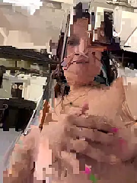 Snapshot of pocahonta69mermaid chatting on October 2025 03:13:01 PM pocahonta69mermaid online show from October 2025 03:13:01 PM