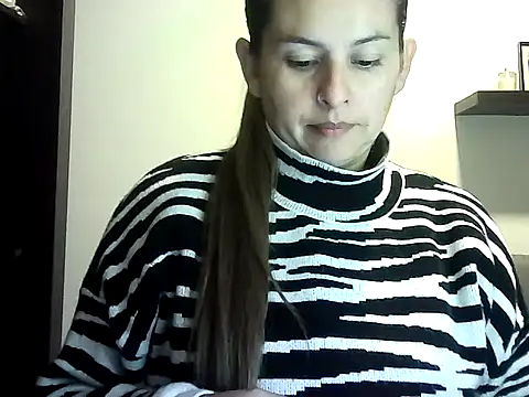 Valery  Rouse  online show from April 2026 02:14:02 AM